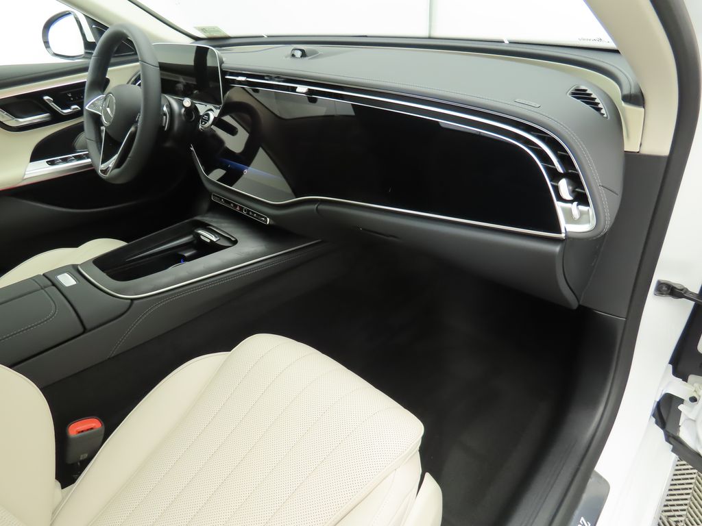 2026 Mercedes Benz E 4MATIC Sedan photo 15