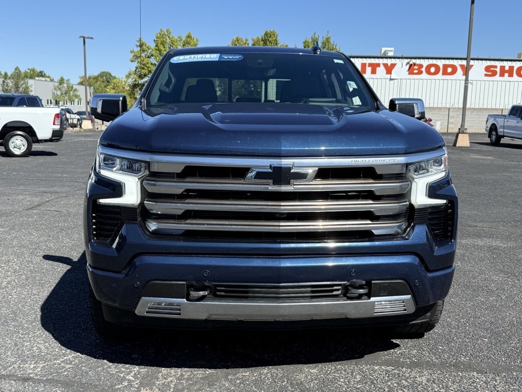 2022 Chevrolet Silverado High Country photo 3