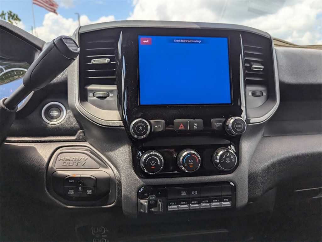 2025 Ram 3500 Tradesman photo 20