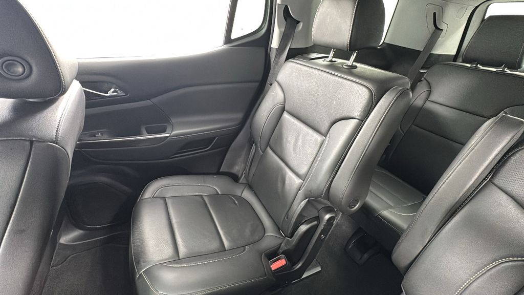 2023 Gmc Acadia SLT photo 14