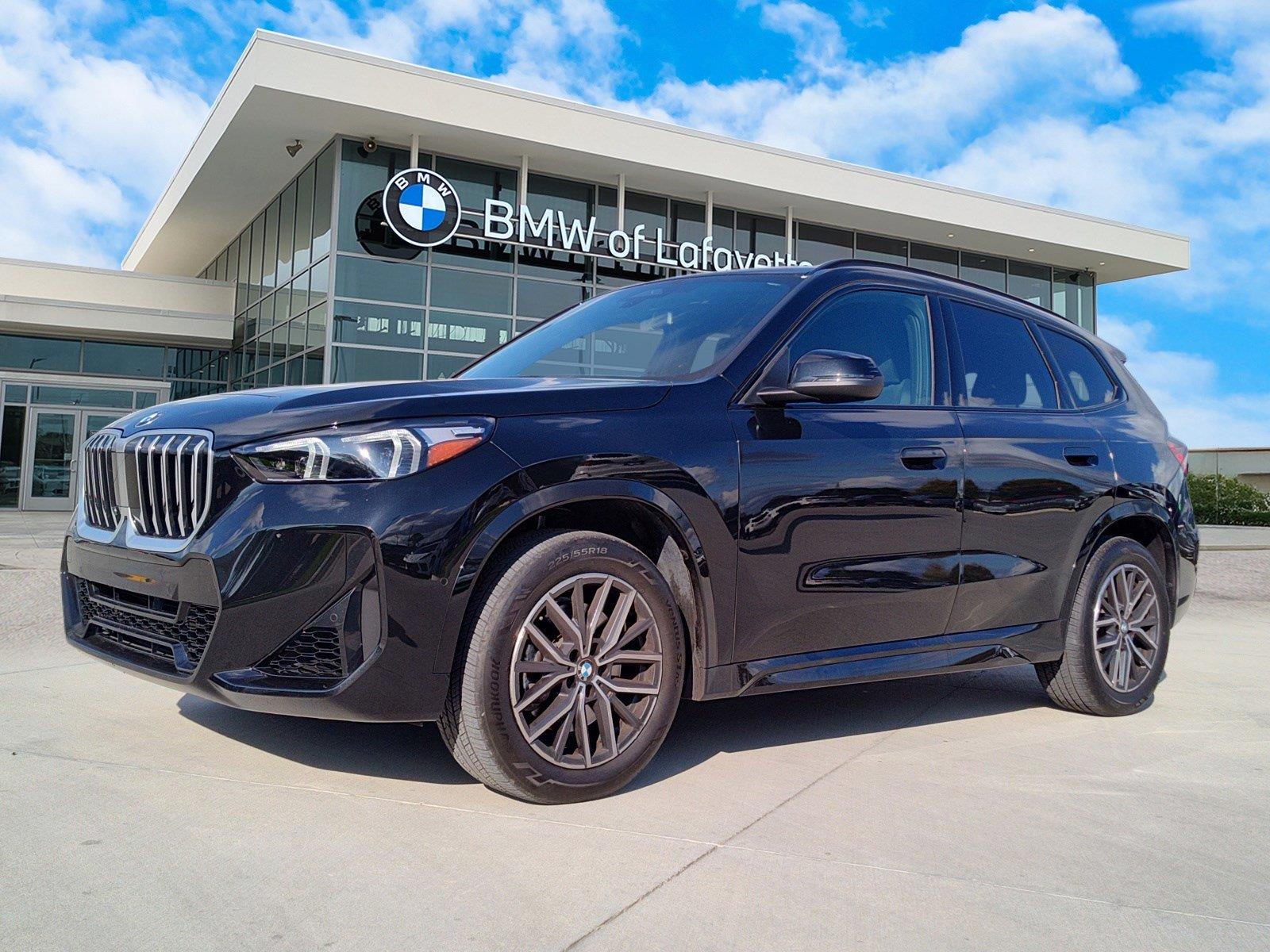 2025 BMW X1 28i's photo