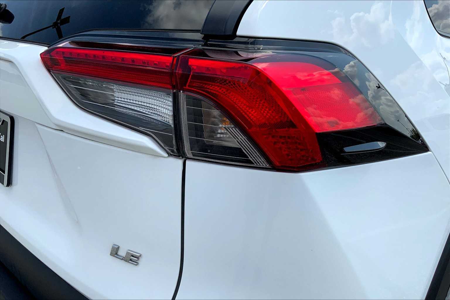 2024 Toyota RAV4 LE photo 26