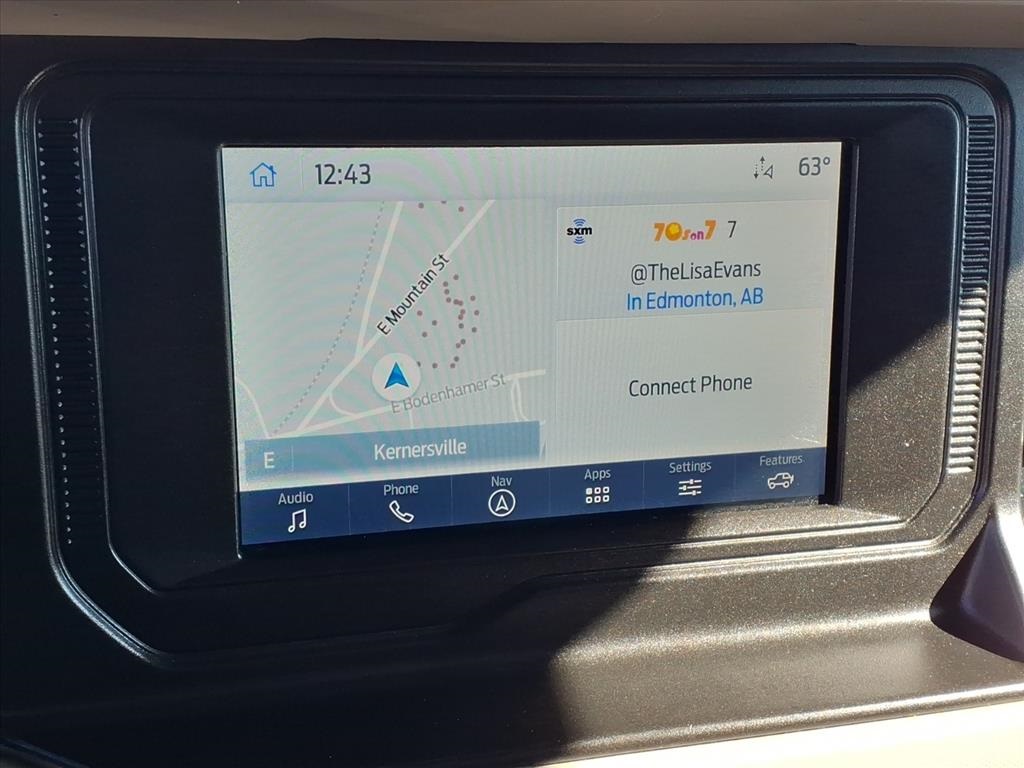 2021 Ford Bronco Base photo 3