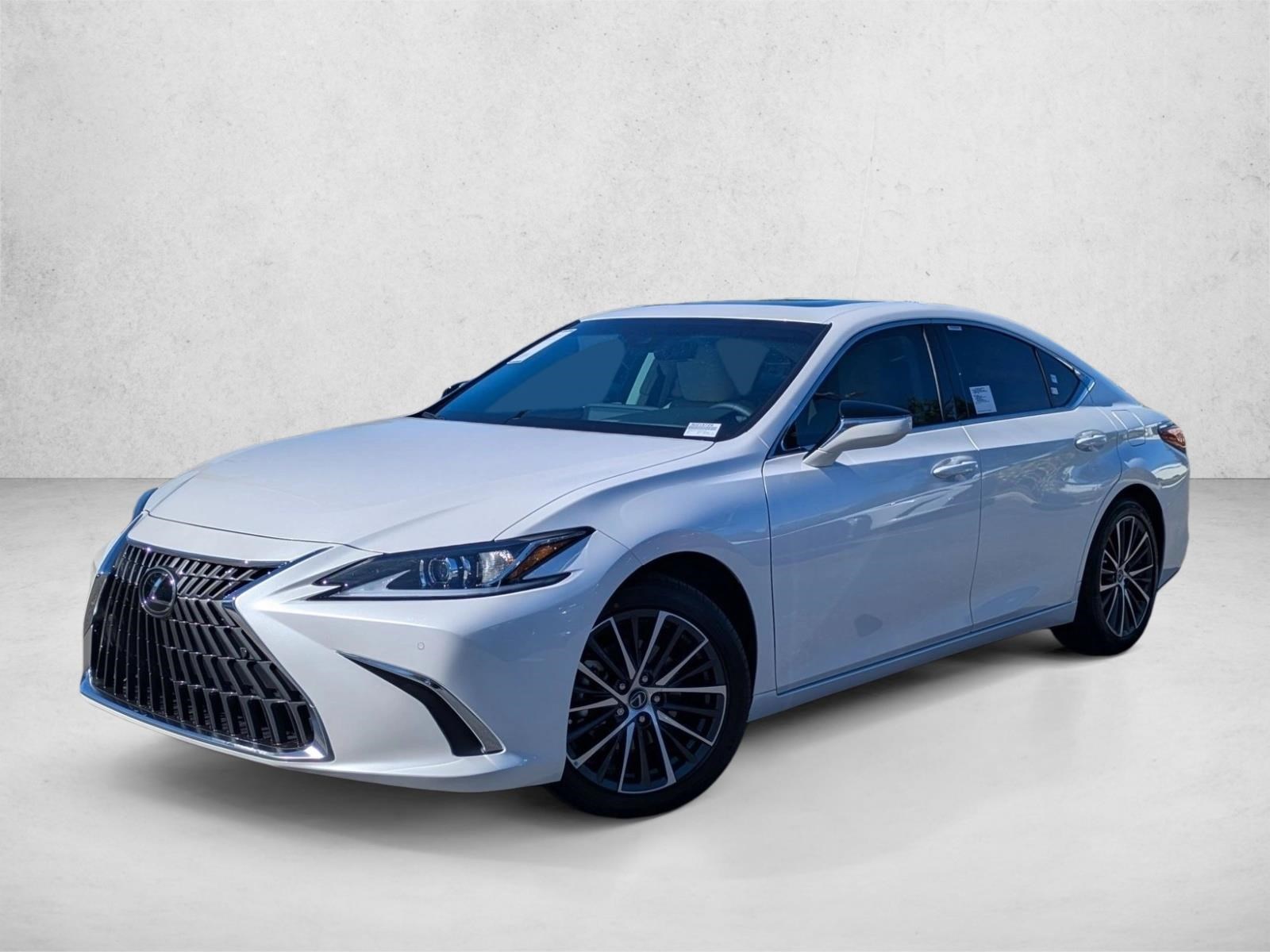 2025 Lexus ES 350's photo