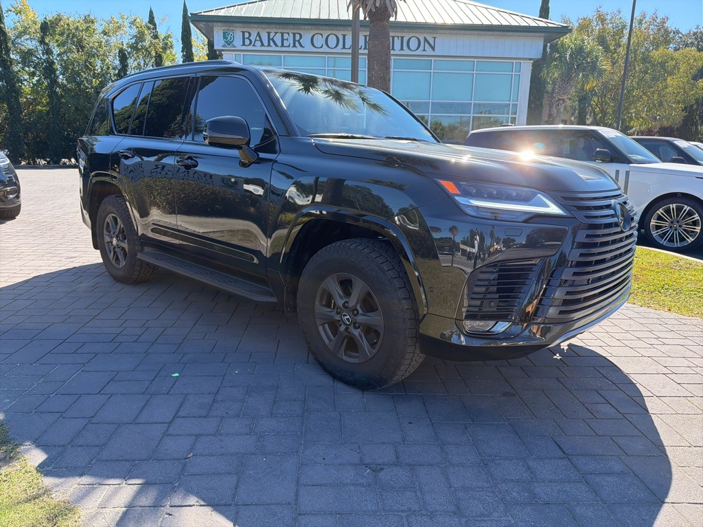 2025 Lexus LX photo 3
