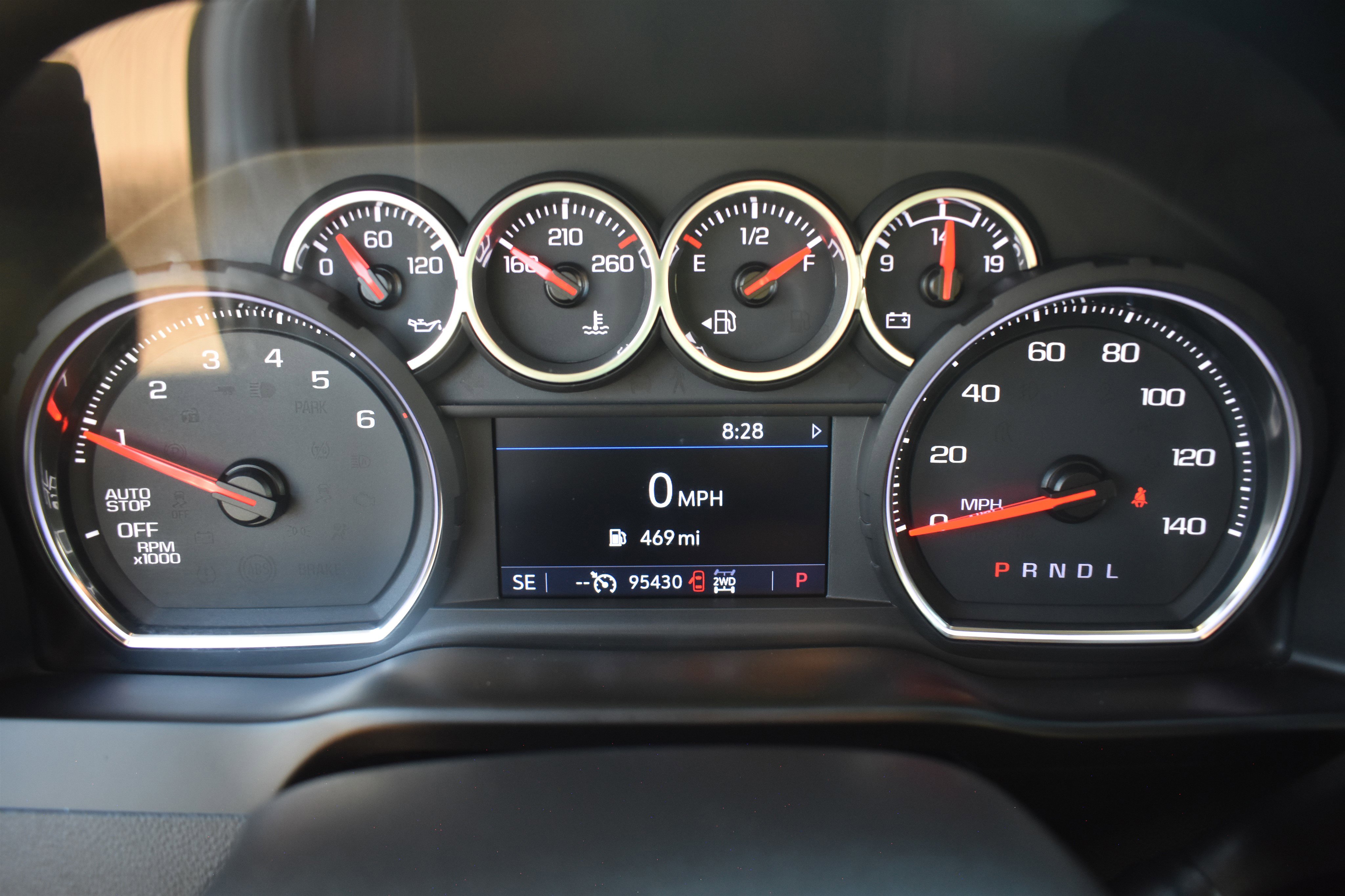 2020 Chevrolet Silverado 1500 RST photo 12