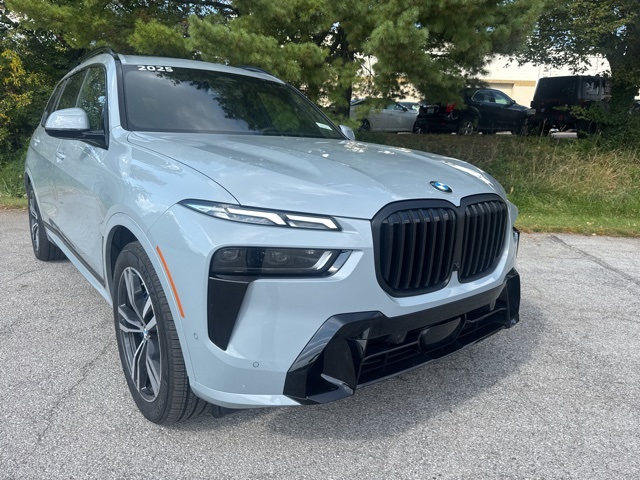 2025 Bmw X7 xDrive40i photo 2
