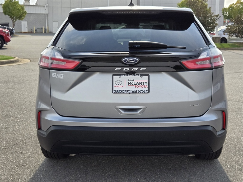 2024 Ford Edge SE photo 9