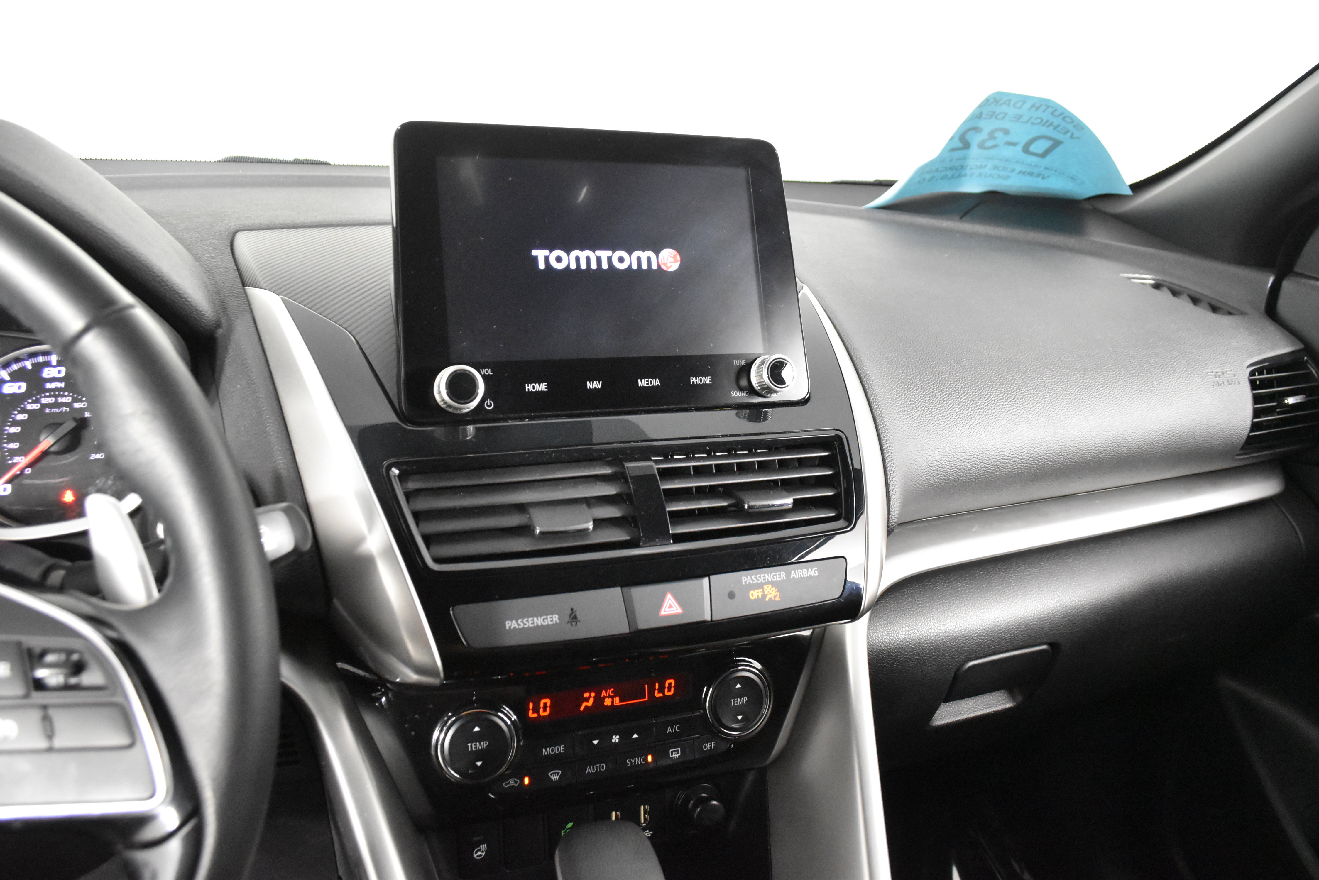 2022 Mitsubishi Eclipse Cross SE photo 2