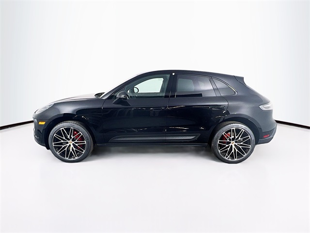 2025 Porsche Macan S photo 2