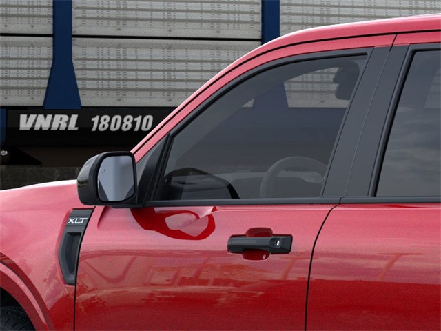 2025 Ford Maverick XLT photo 17
