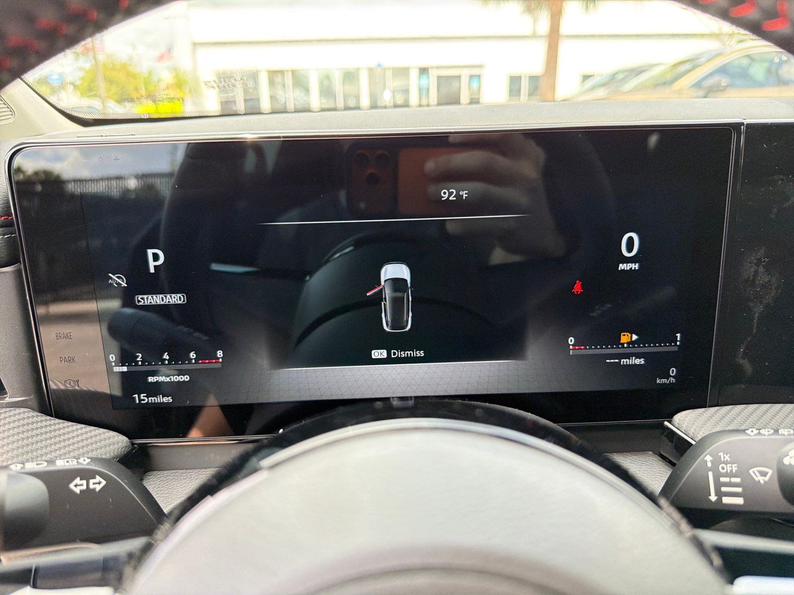 2026 Nissan Kicks SR photo 3