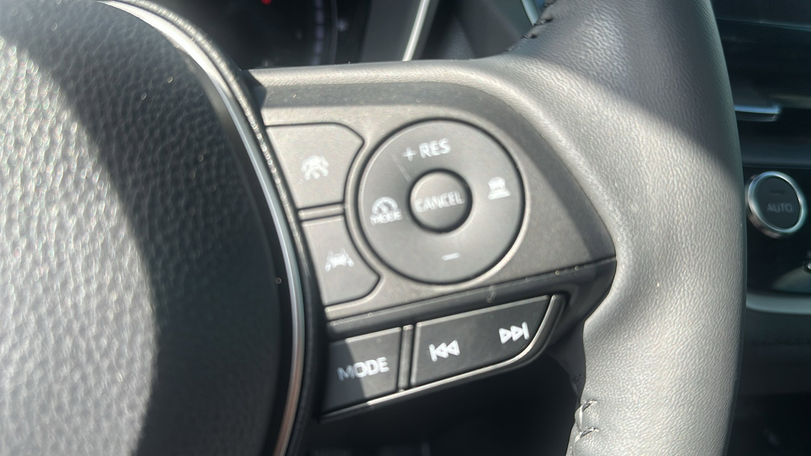 2024 Toyota Corolla XSE photo 14