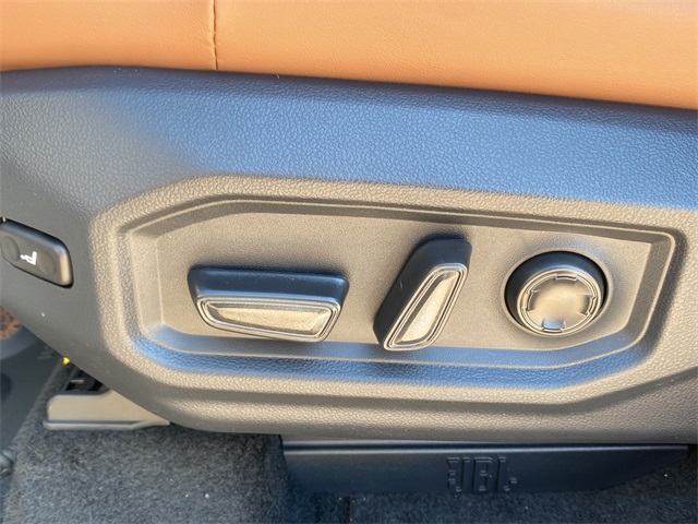 2026 Toyota Tundra 1794 Edition CrewMax photo 20