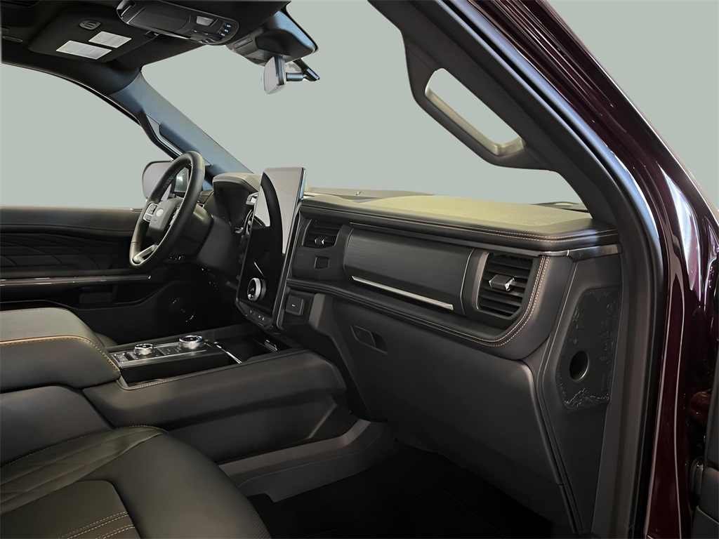 2024 Ford Expedition Platinum photo 26