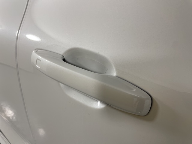 2026 Volvo XC60 Plus photo 12