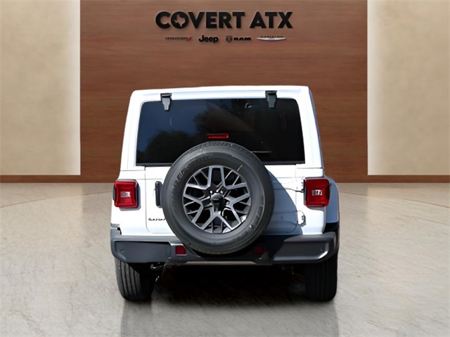 2026 Jeep Wrangler Sahara photo 4