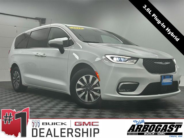 2023 Chrysler Pacifica Hybrid Touring L