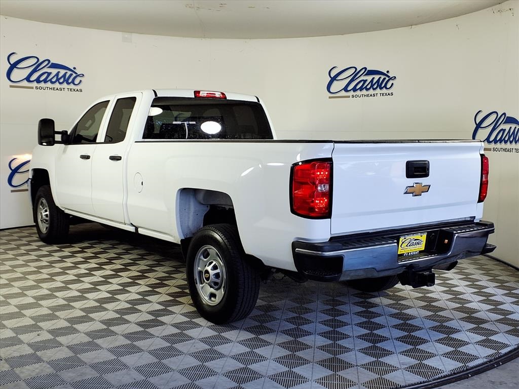 2019 Chevrolet Silverado 2500HD Work Truck photo 2