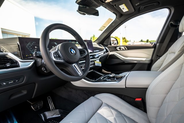 2026 Bmw X5 M60i photo 4