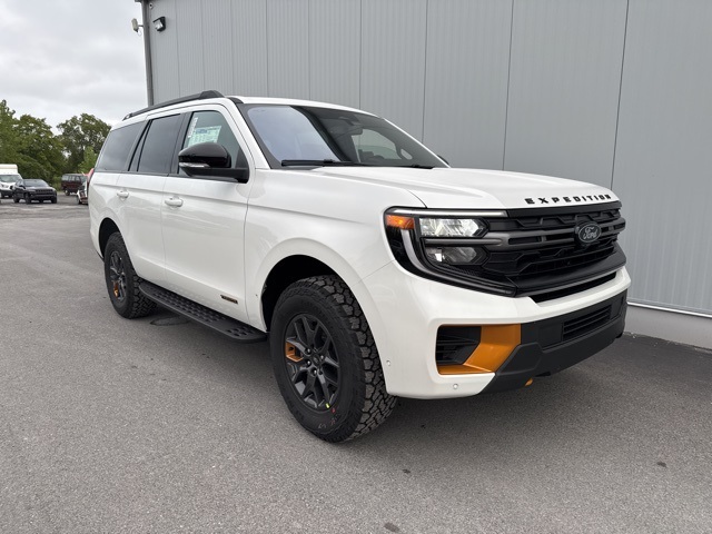 2025 Ford Expedition Tremor's photo