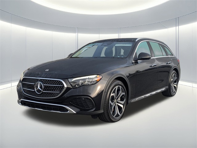 2025 Mercedes-Benz E-Class E 450 All Terrain's photo
