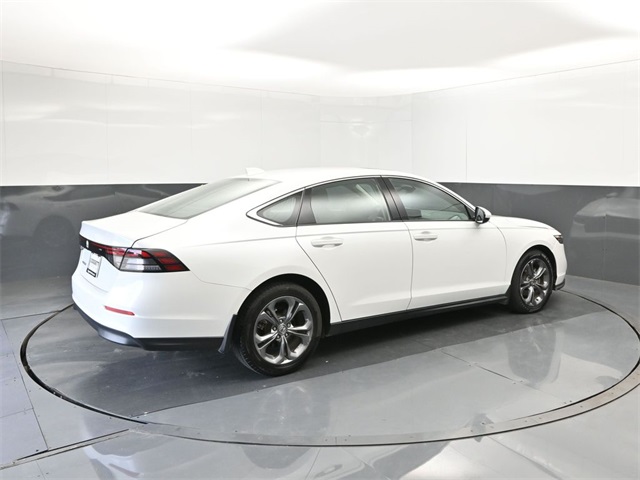 2023 Honda Accord EX photo 14