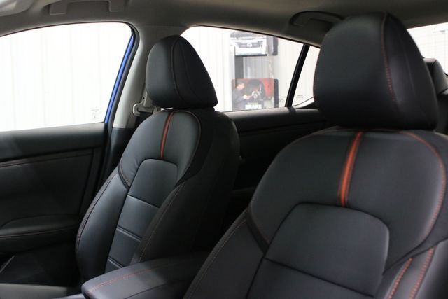 2025 Nissan Sentra SR photo 7
