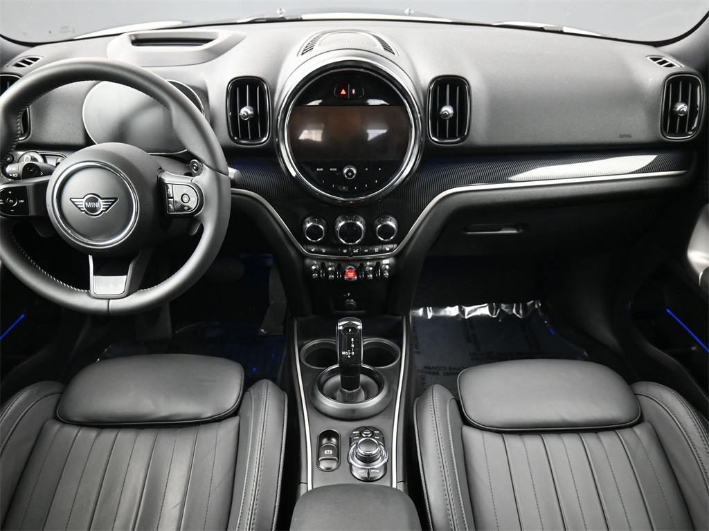 2024 Mini Cooper S Iconic photo 4