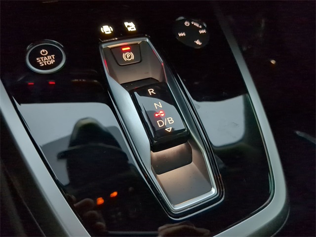2023 Audi Q4 40 E-tron Premium Plus photo 23