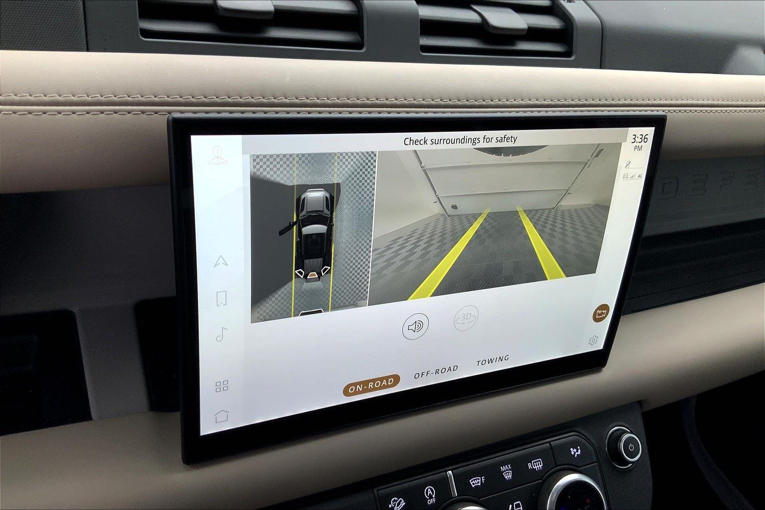 2022 Land Rover Defender X-Dynamic HSE 110 photo 24