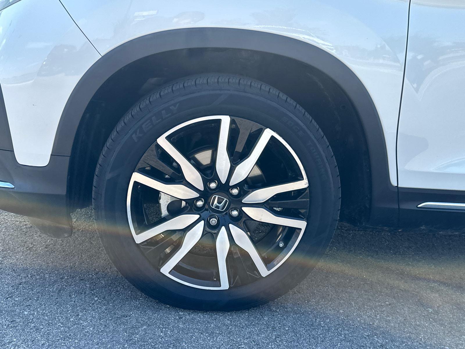 2021 Honda Pilot Touring photo 7