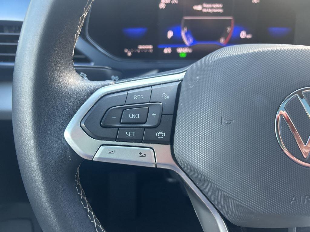 2022 Volkswagen Taos SE photo 12