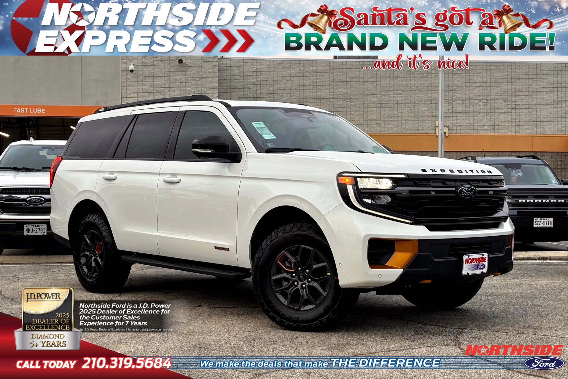 2025 Ford Expedition Tremor's photo