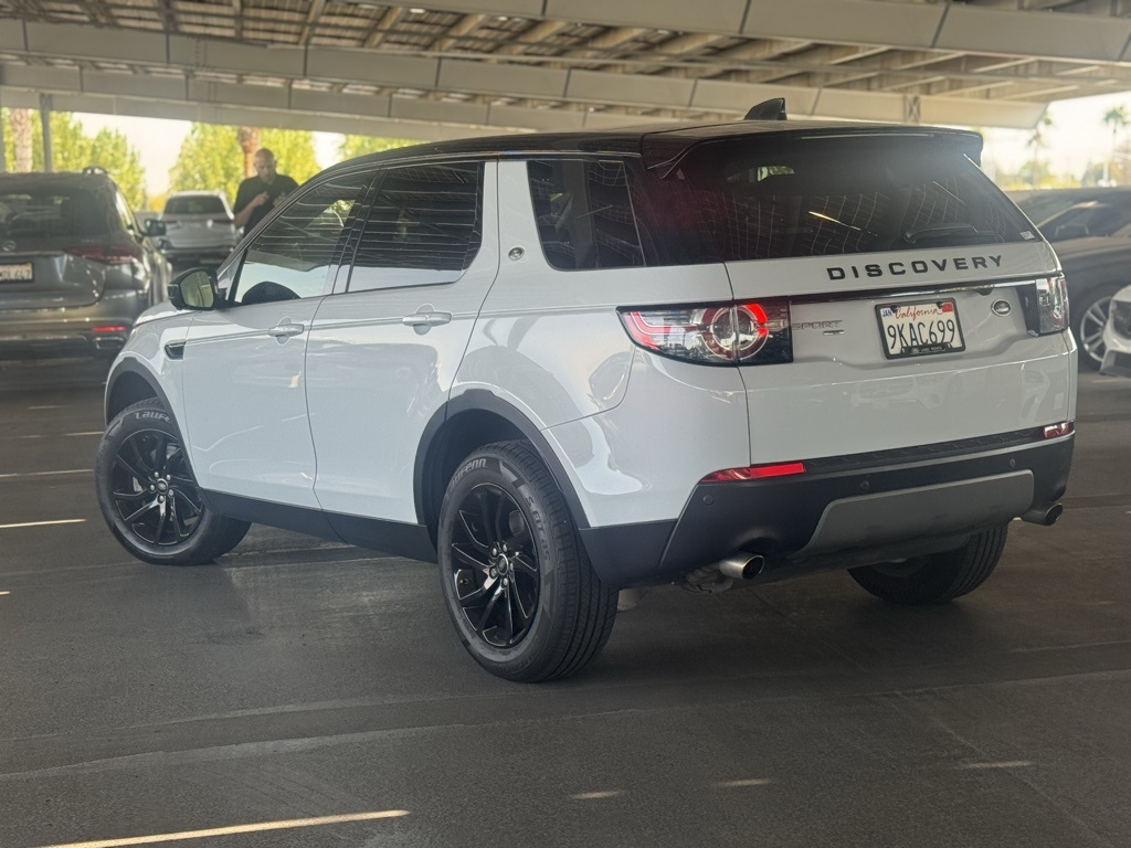 2018 Land Rover Discovery Sport HSE photo 2