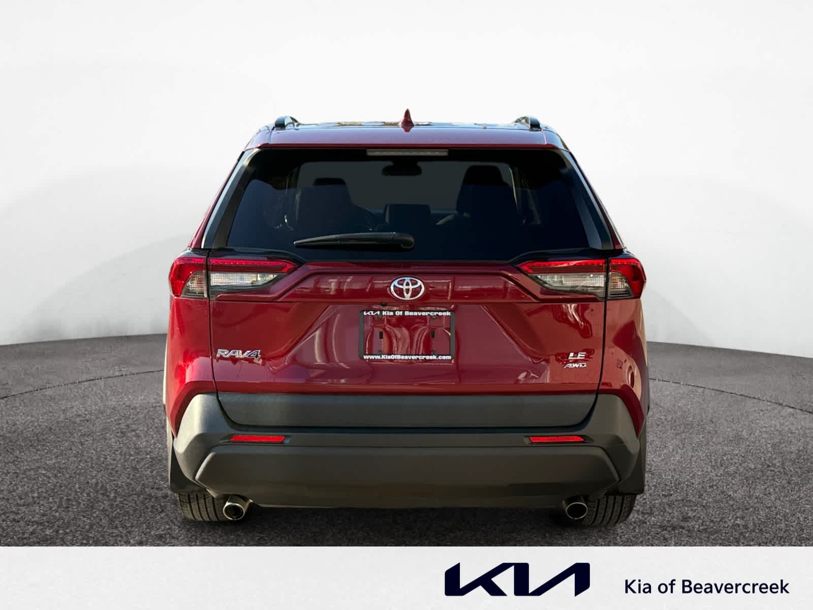 2019 Toyota RAV4 LE photo 4