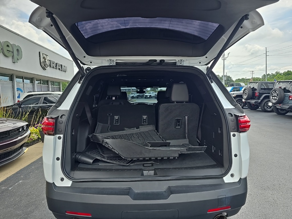 2023 Chevrolet Traverse RS photo 16