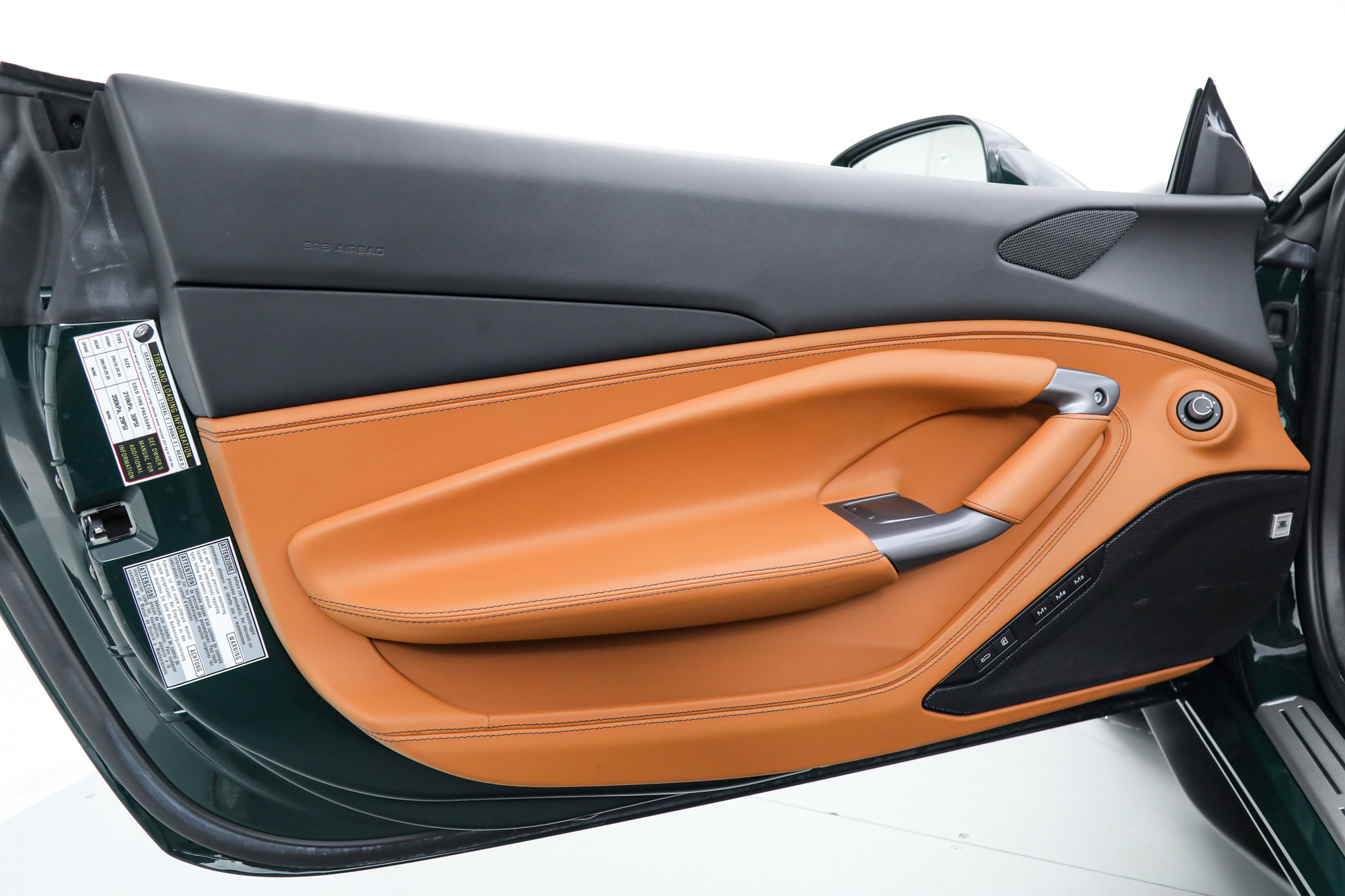 2022 Ferrari F8 Spider photo 36