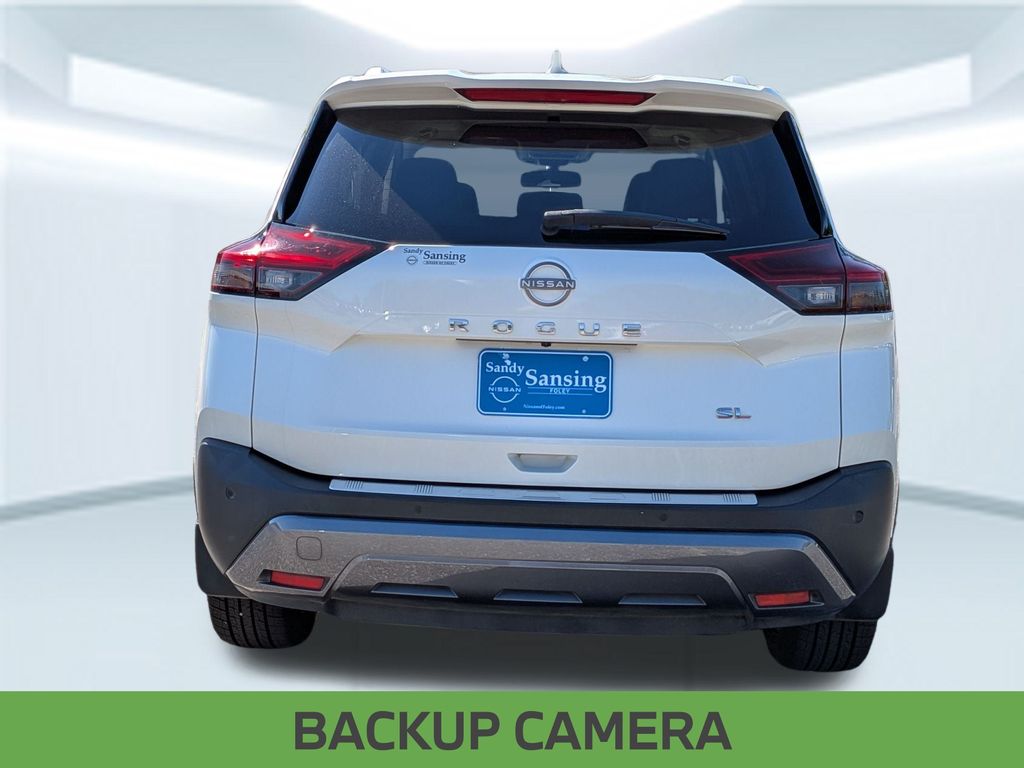 2022 Nissan Rogue SL photo 3