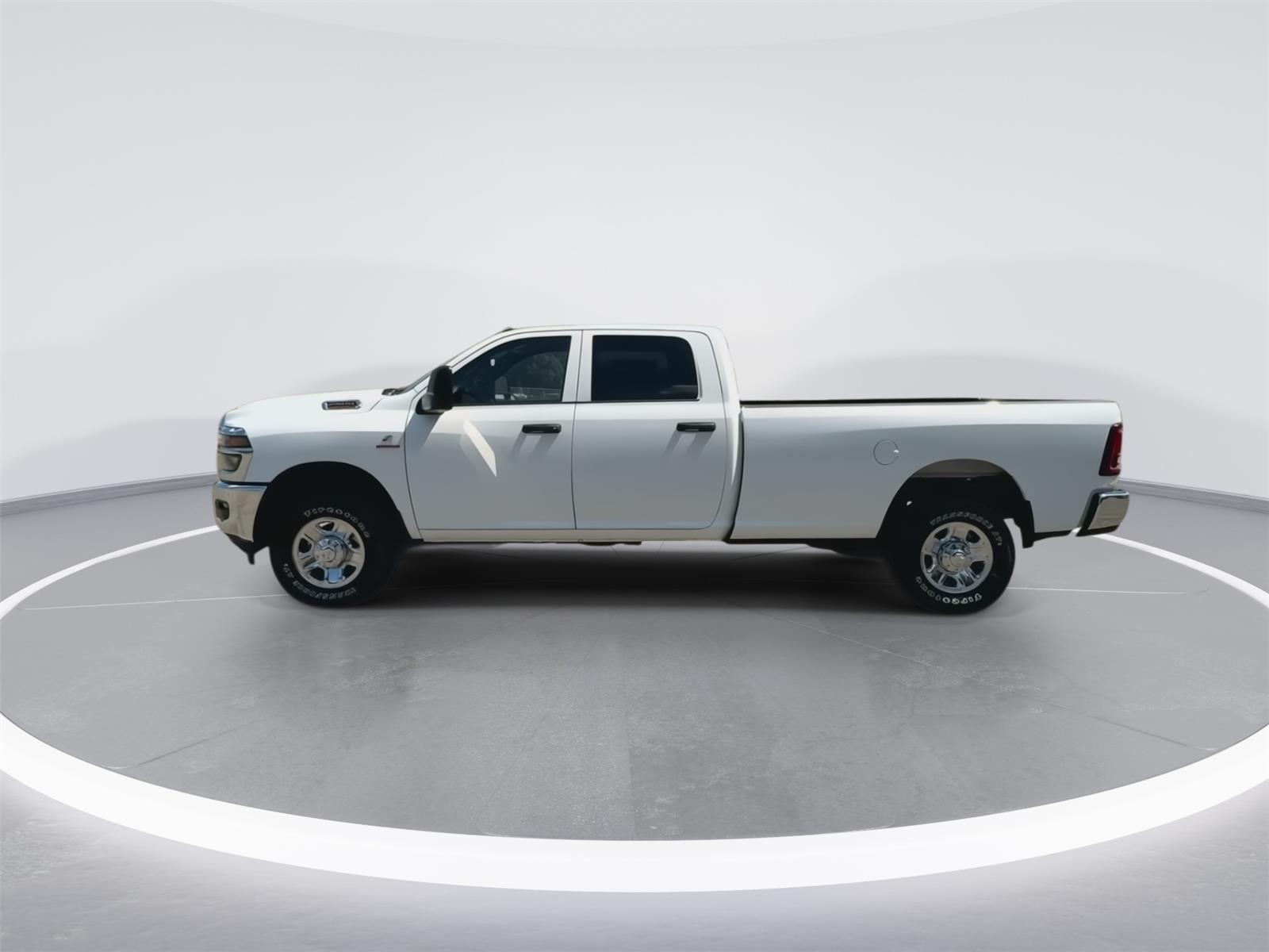 2026 Ram 2500 Tradesman photo 5