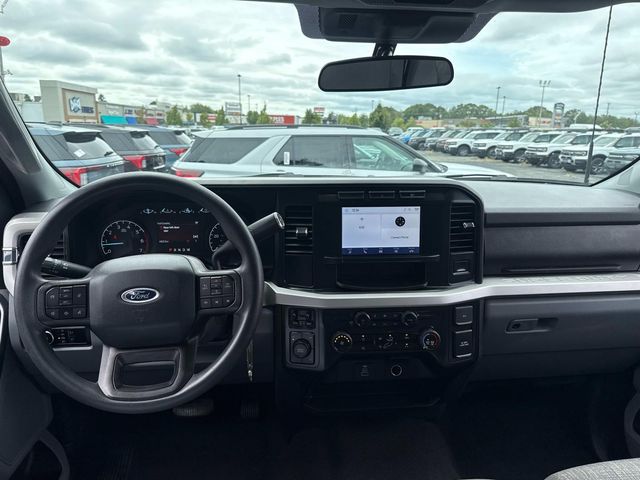 2024 Ford F-250 XLT photo 17