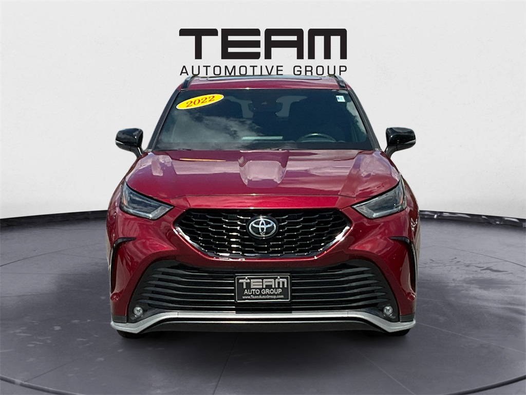 2022 Toyota Highlander XSE photo 2