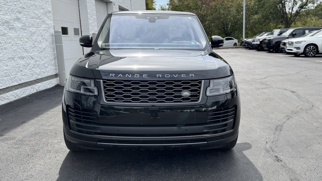 2019 Land Rover Range Rover SuperCharged photo 2