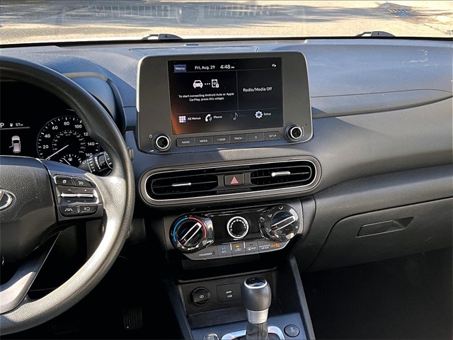 2023 Hyundai Kona SEL photo 6