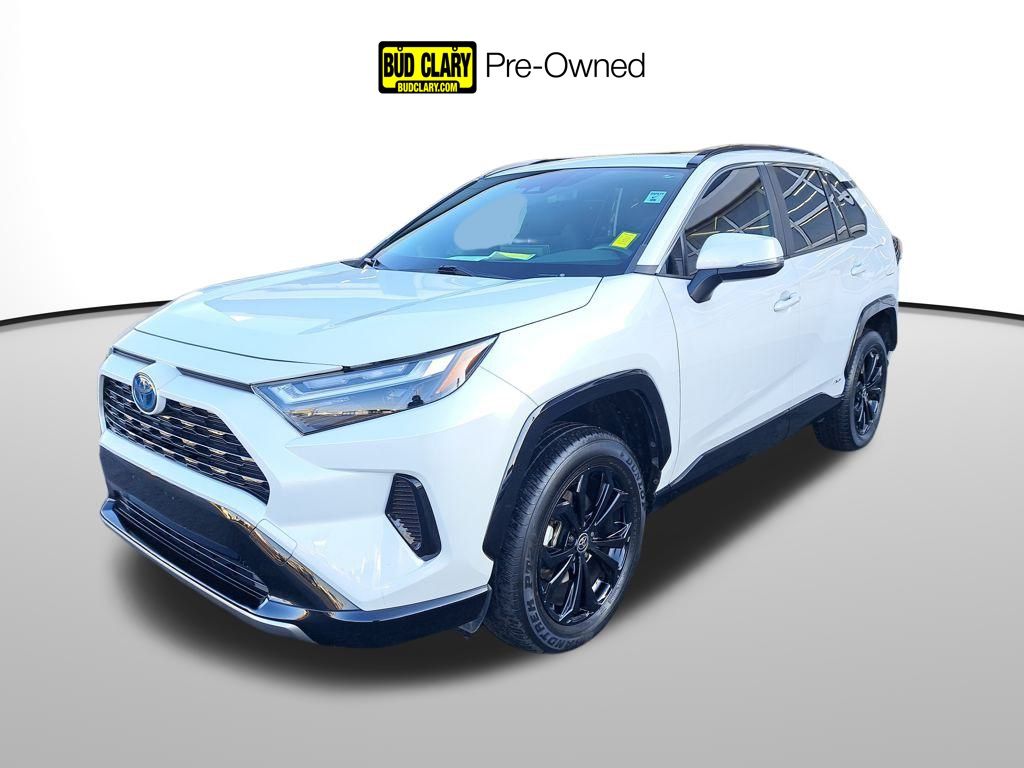 2023 Toyota RAV4 SE
