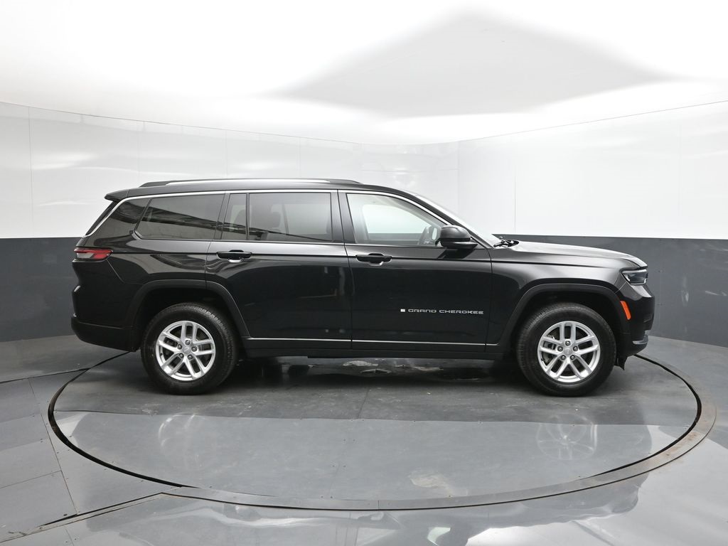 2023 Jeep Grand Cherokee Laredo photo 25