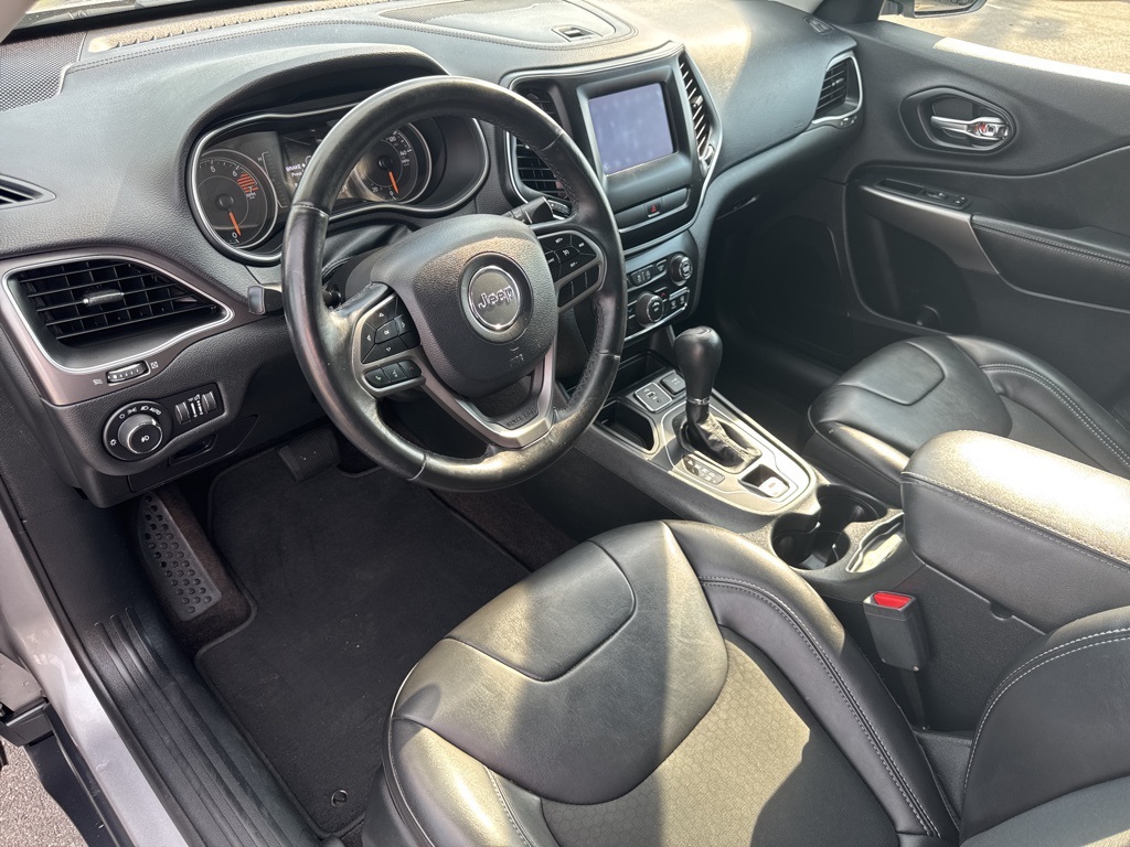 2019 Jeep Cherokee Latitude photo 29