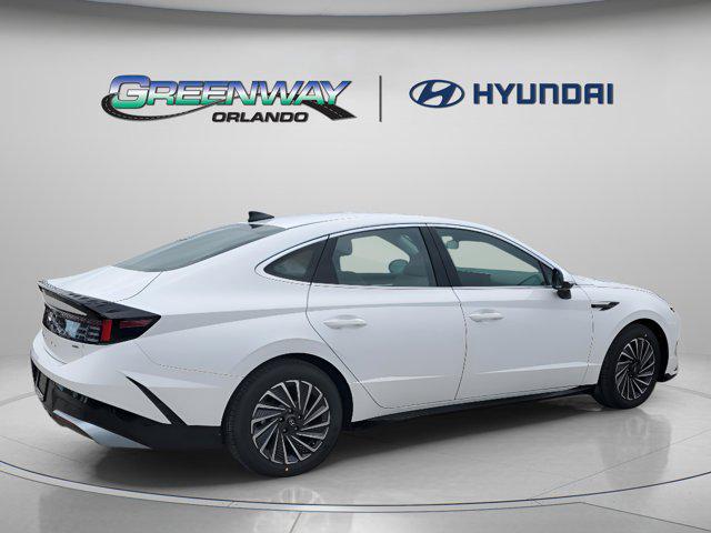 2025 Hyundai Sonata Hybrid SEL photo 4