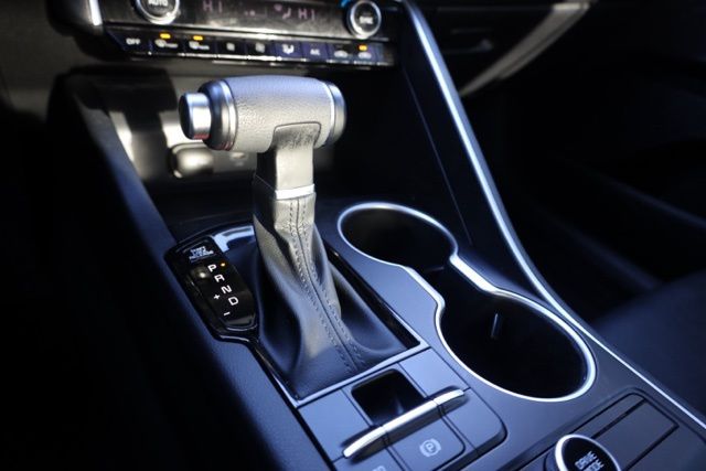 2022 Kia K5 GT-Line photo 26