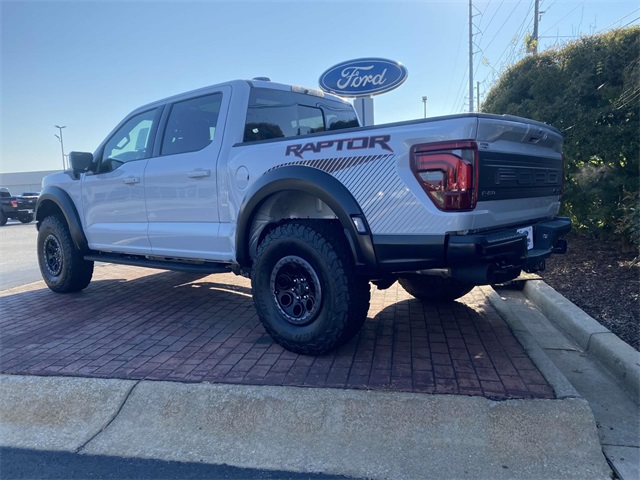 2025 Ford F-150 Raptor photo 6